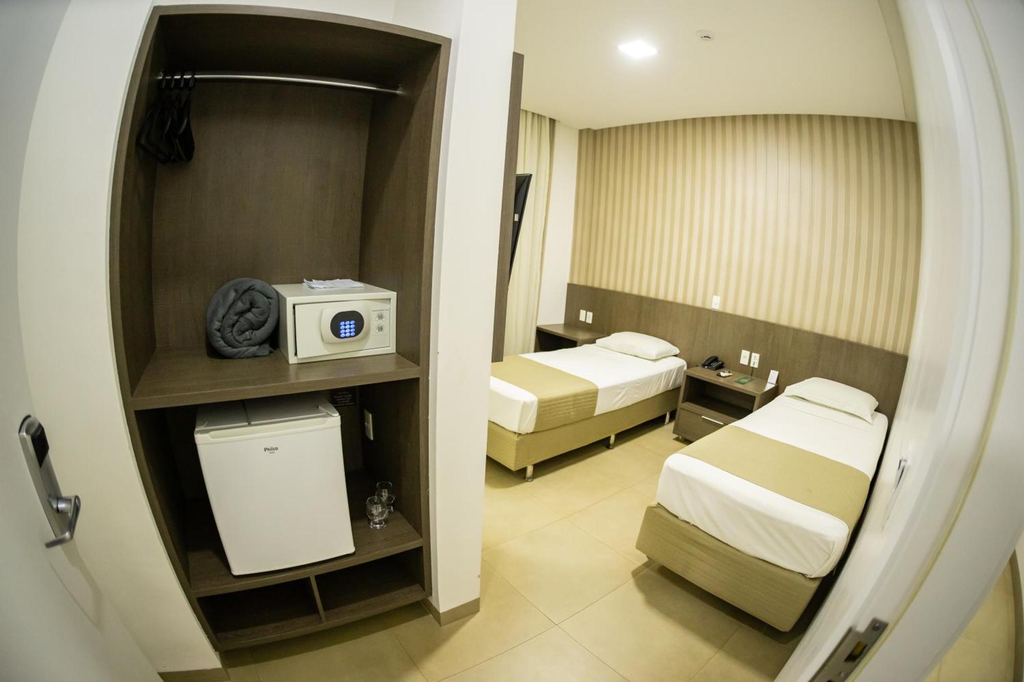 Brii Hotel Araguaína Extérieur photo
