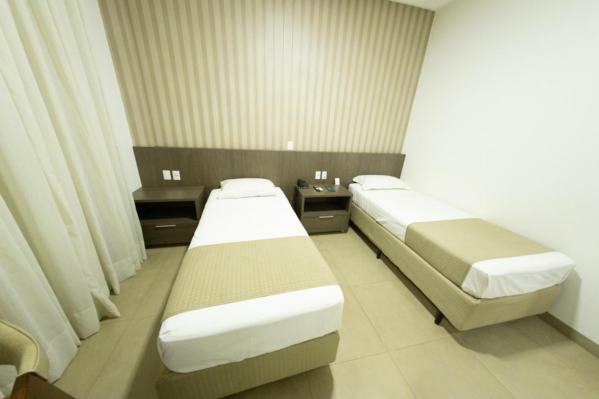 Brii Hotel Araguaína Extérieur photo